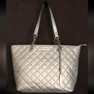 Joneswear New York Signature Series quilted large handbag.
